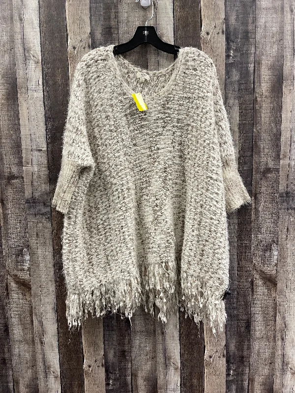 Sweater By Umgee In Cream, Size: M