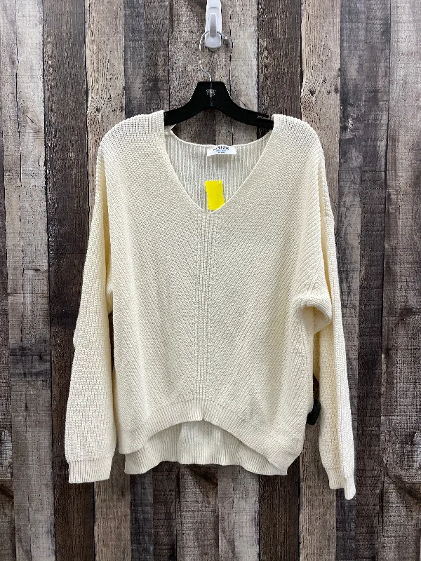 Sweater By Double Zero In White, Size: M