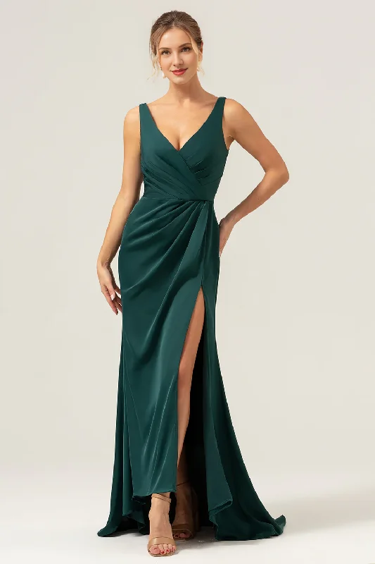 Deep green fish tail V-neck pleated high-low slit satin bridesmaid dress